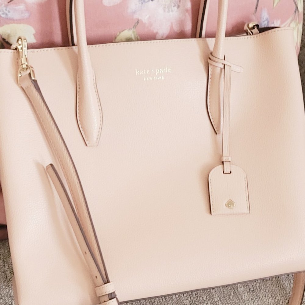 Almost new Medium Kate Spade bag pink